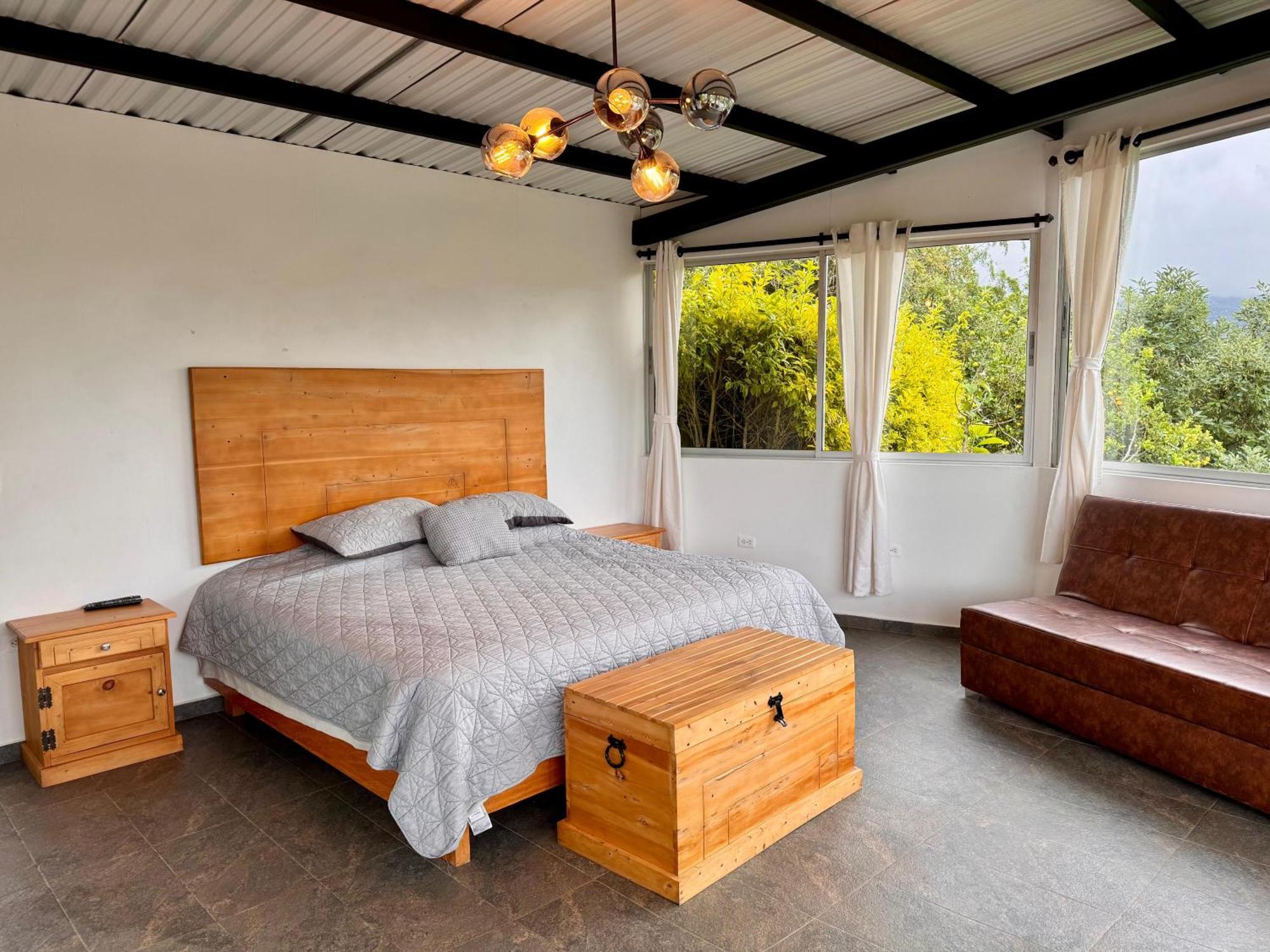Hotel Campestre Alto Lindo En Guatape Ngoại thất bức ảnh