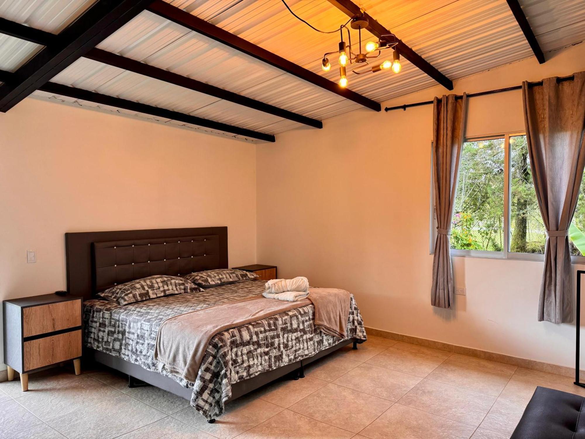 Hotel Campestre Alto Lindo En Guatape Ngoại thất bức ảnh