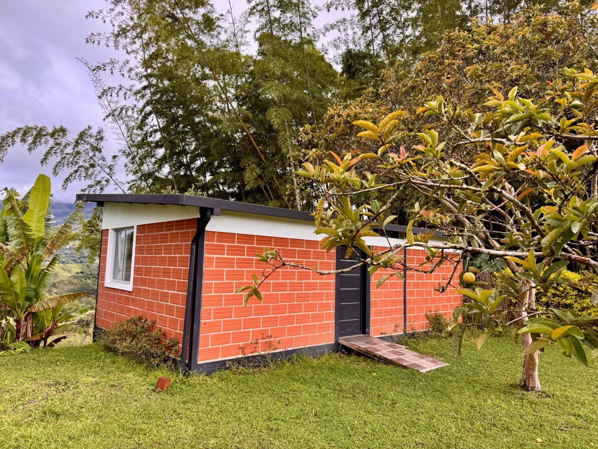 Hotel Campestre Alto Lindo En Guatape Ngoại thất bức ảnh