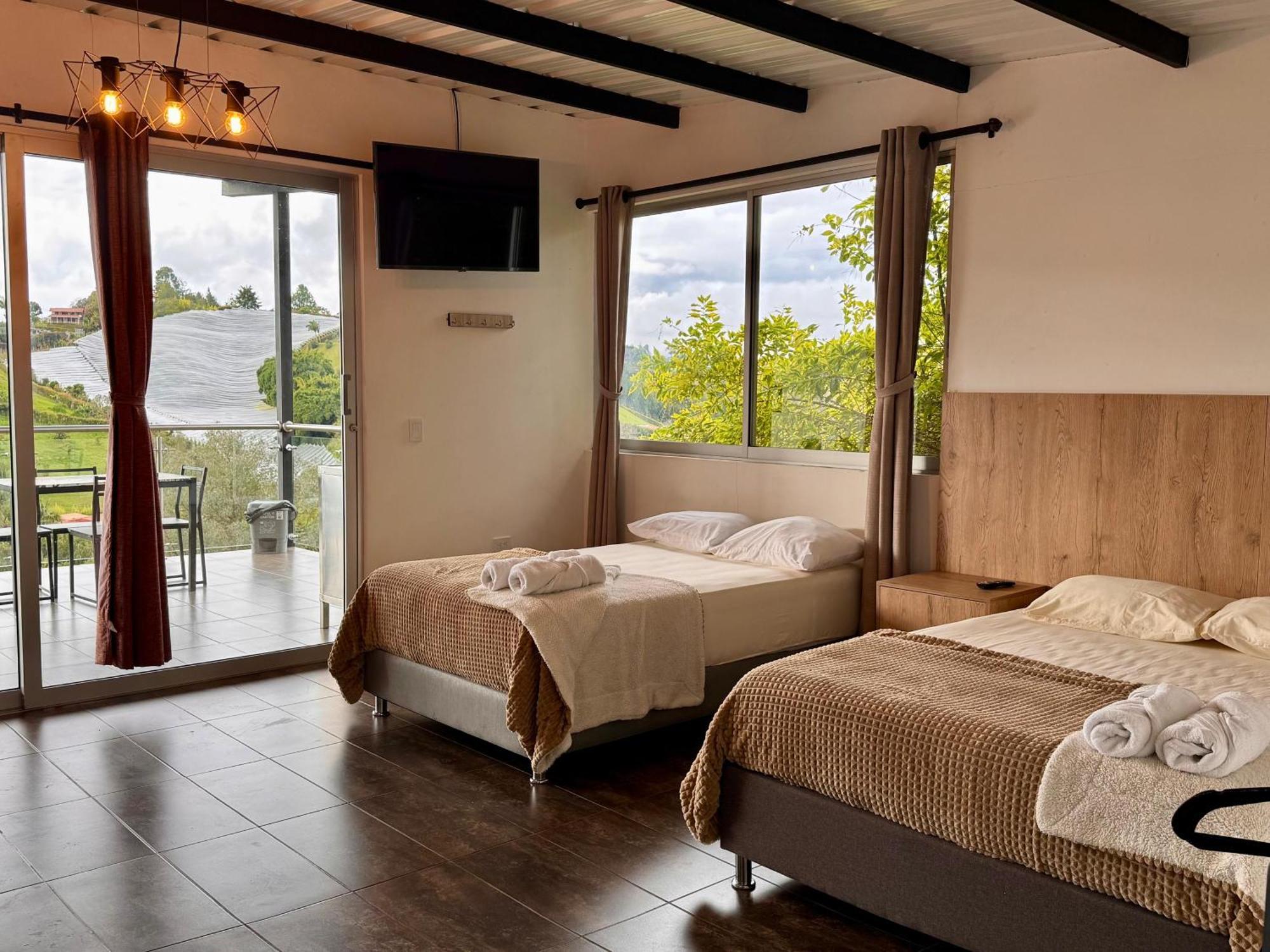 Hotel Campestre Alto Lindo En Guatape Ngoại thất bức ảnh