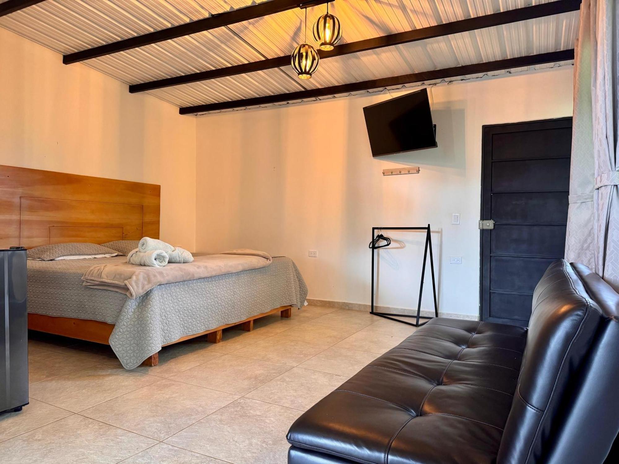 Hotel Campestre Alto Lindo En Guatape Ngoại thất bức ảnh