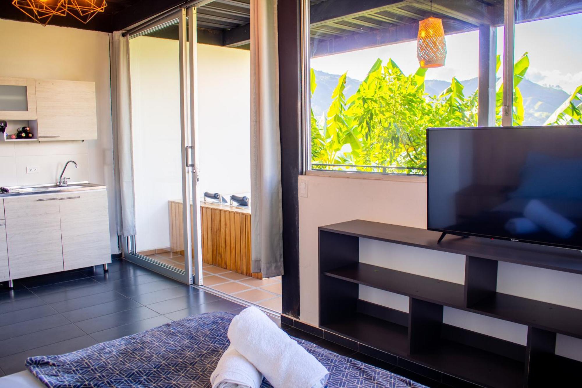 Hotel Campestre Alto Lindo En Guatape Ngoại thất bức ảnh